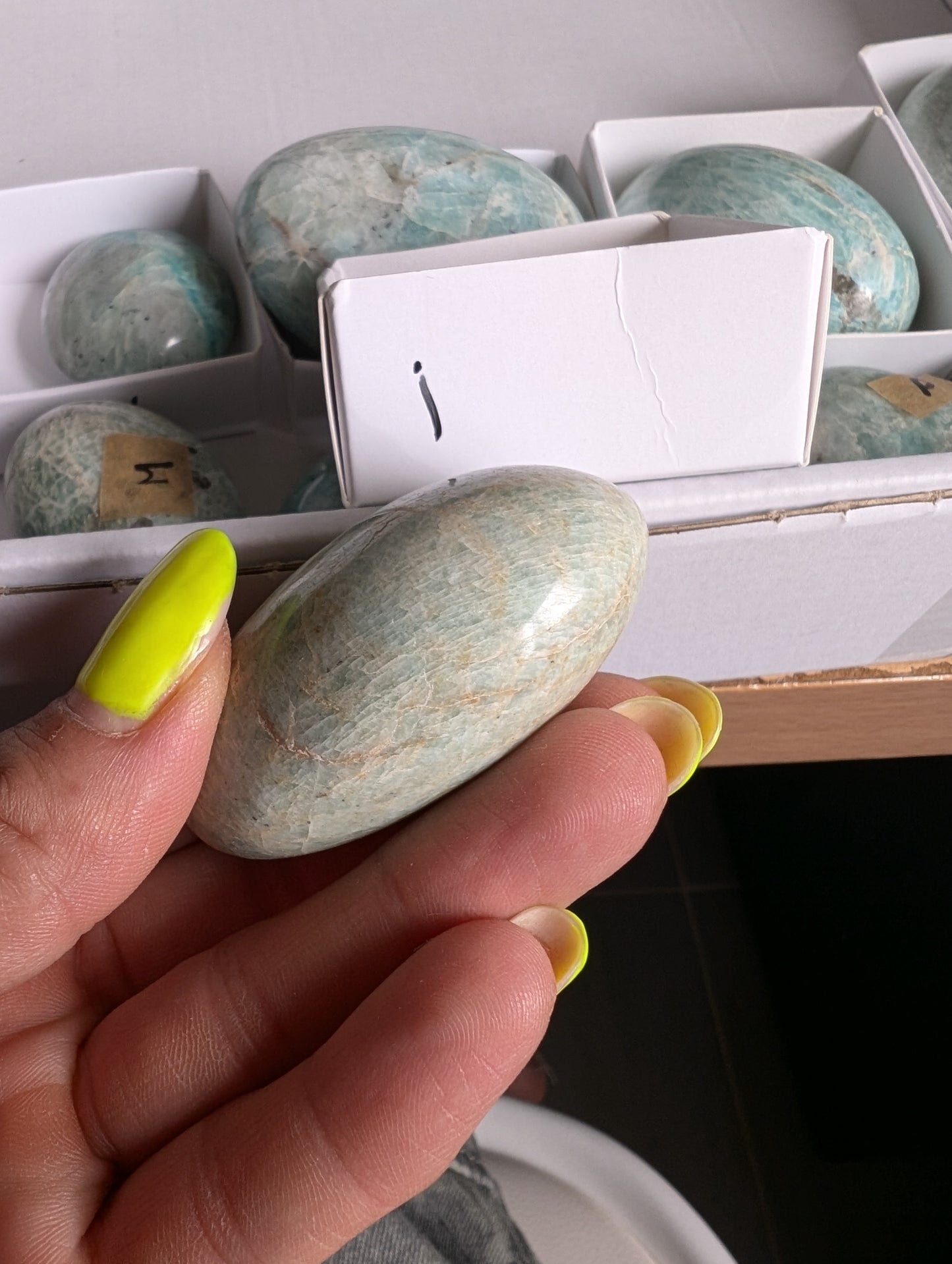 Galet en amazonite au choix - Aurore Lune
