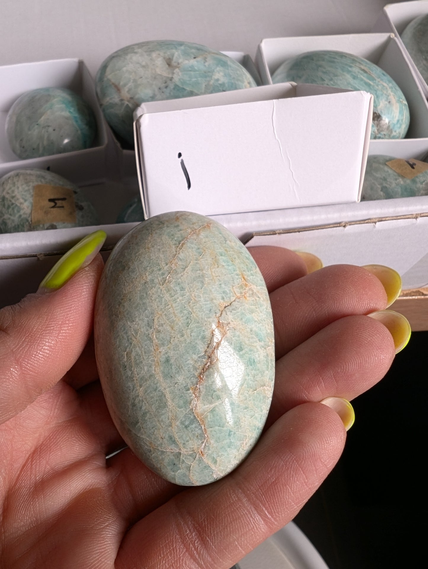 Galet en amazonite au choix - Aurore Lune
