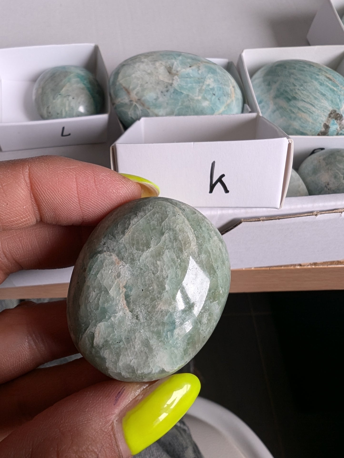 Galet en amazonite au choix - Aurore Lune