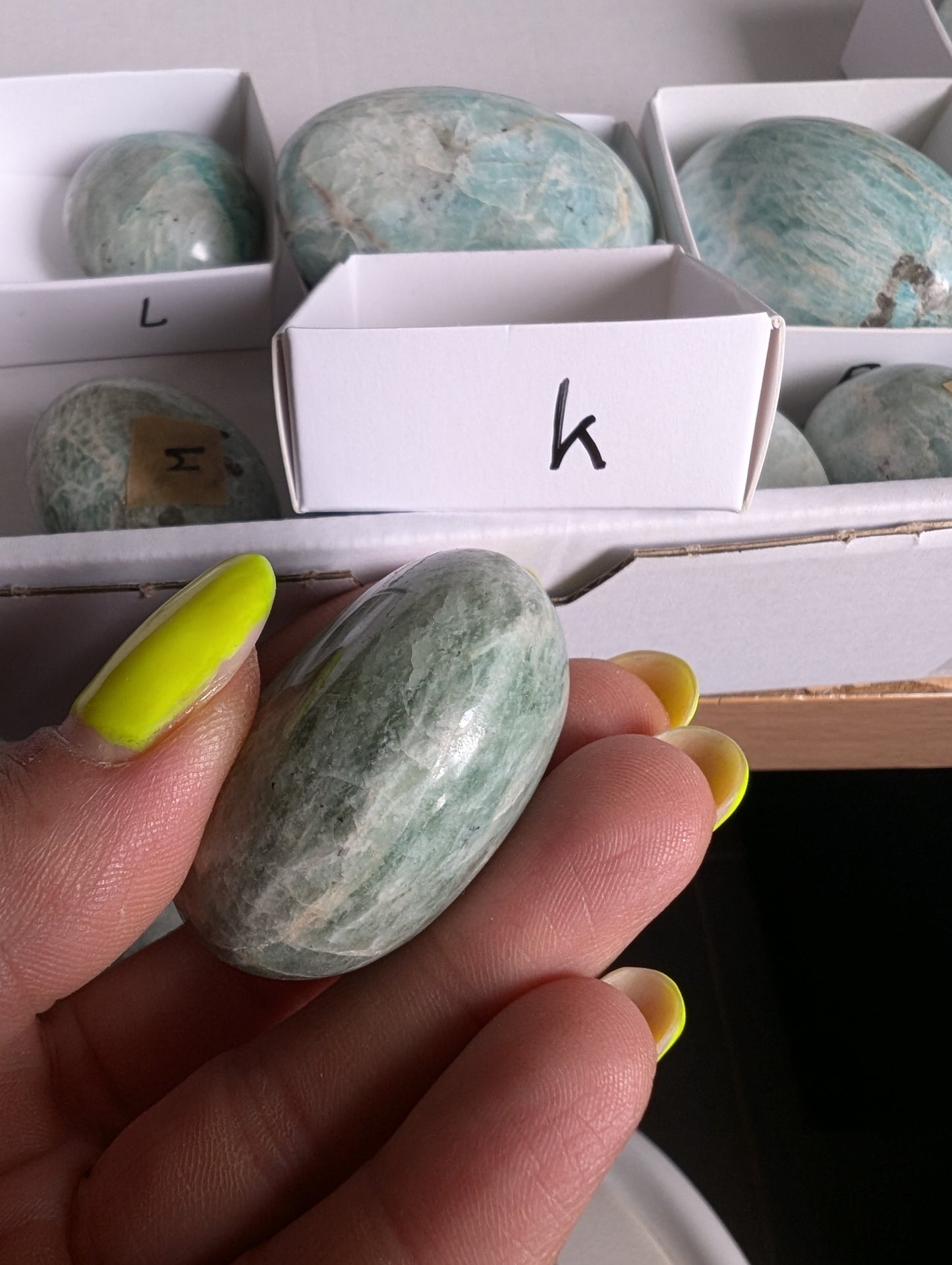Galet en amazonite au choix - Aurore Lune