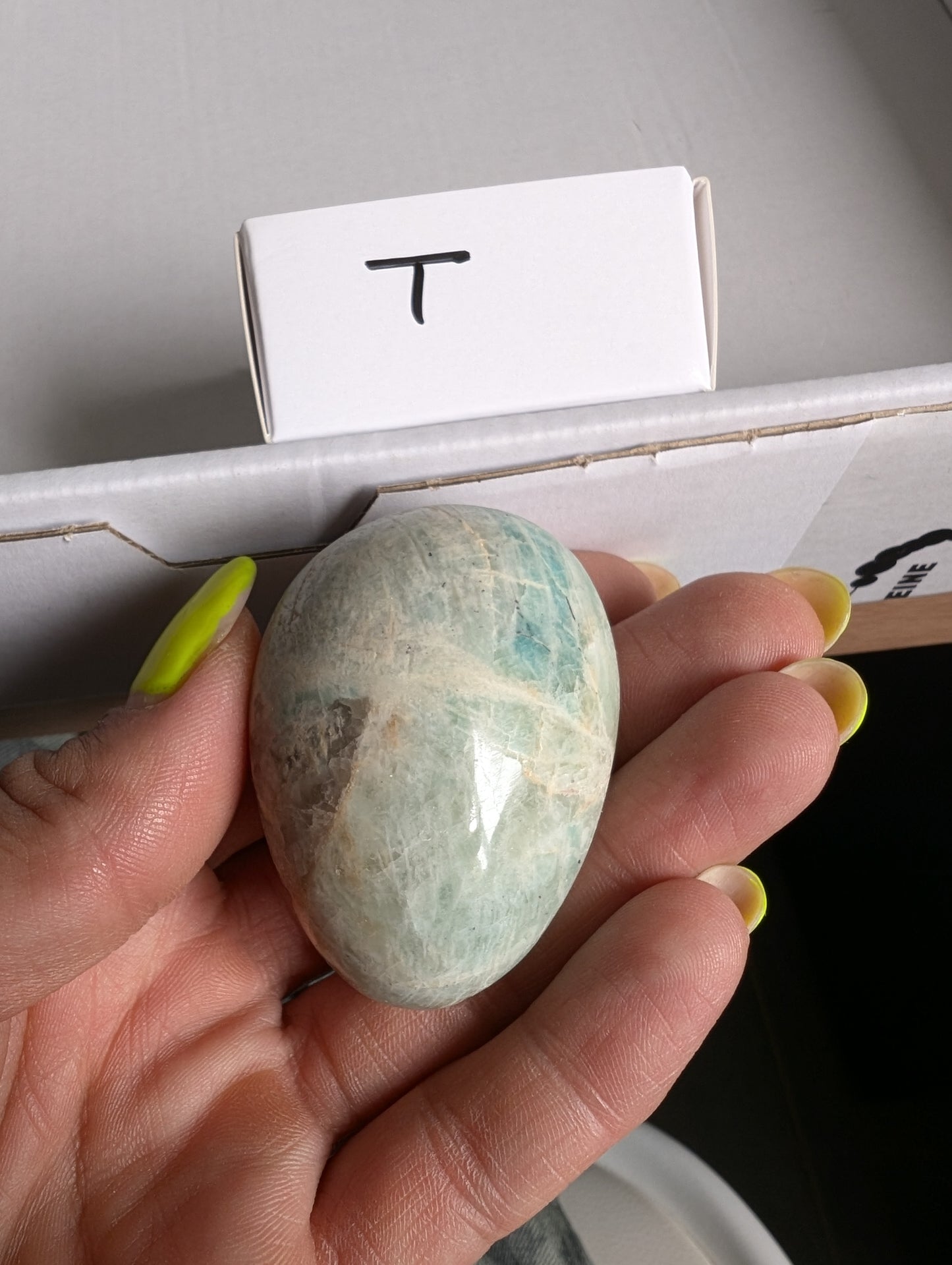 Galet en amazonite au choix - Aurore Lune