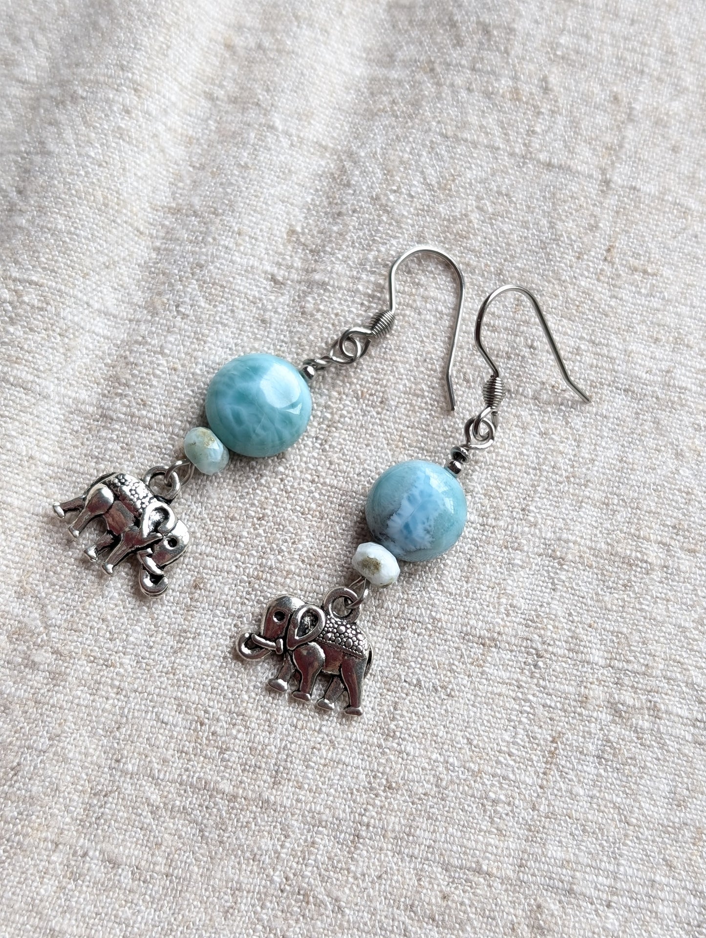 Boucles d'oreilles avec larimar