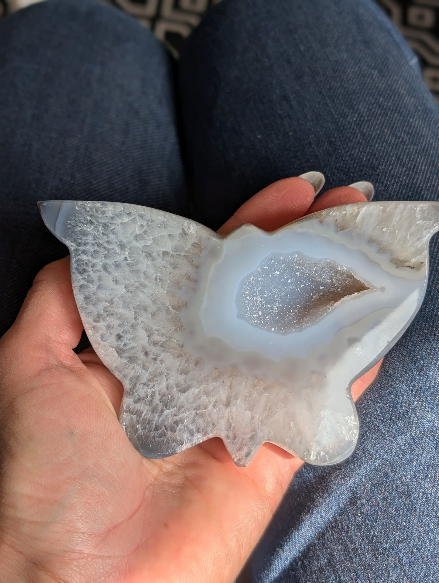 Magnifique papillon agate cristallisée
