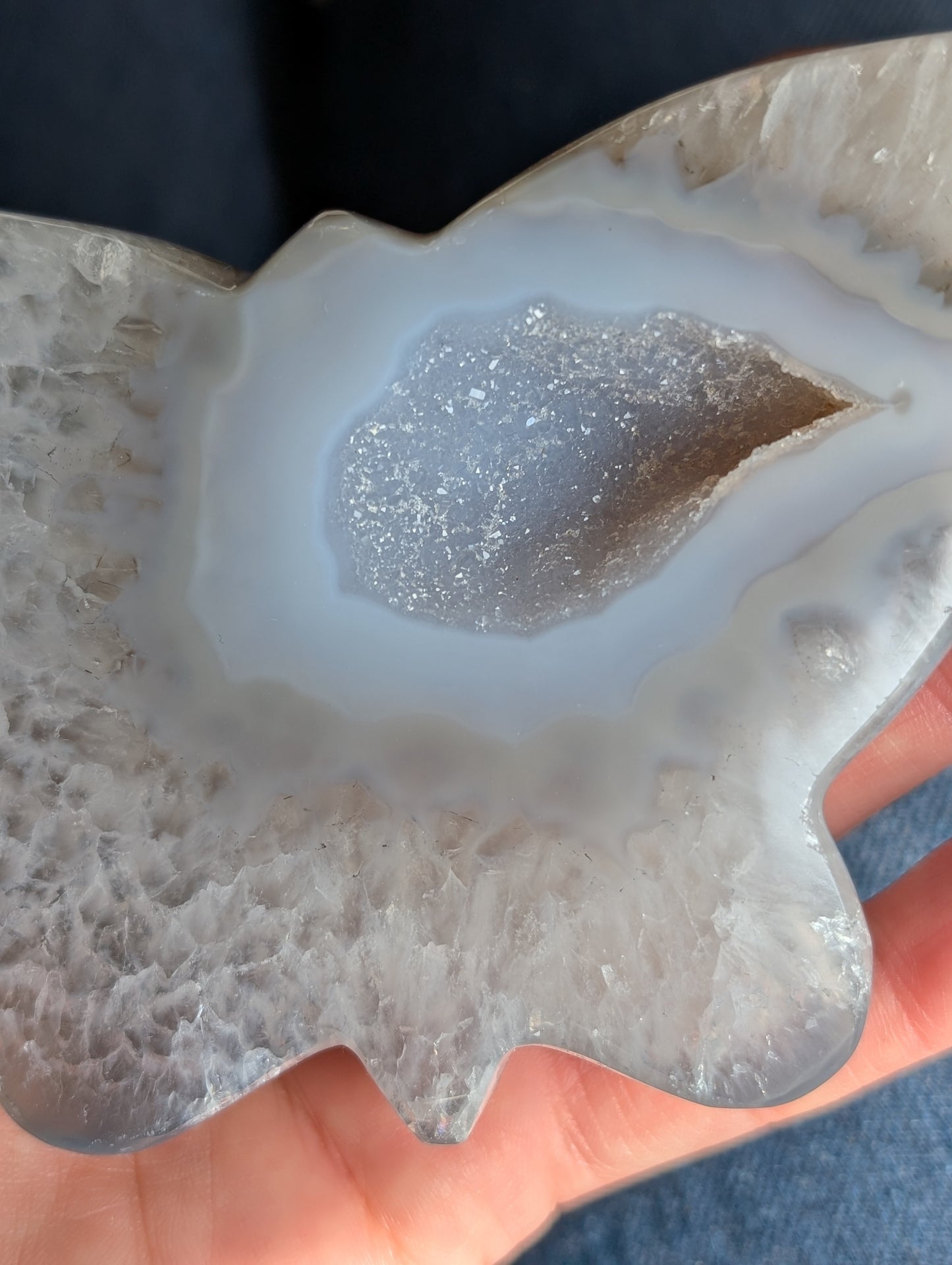 Magnifique papillon agate cristallisée