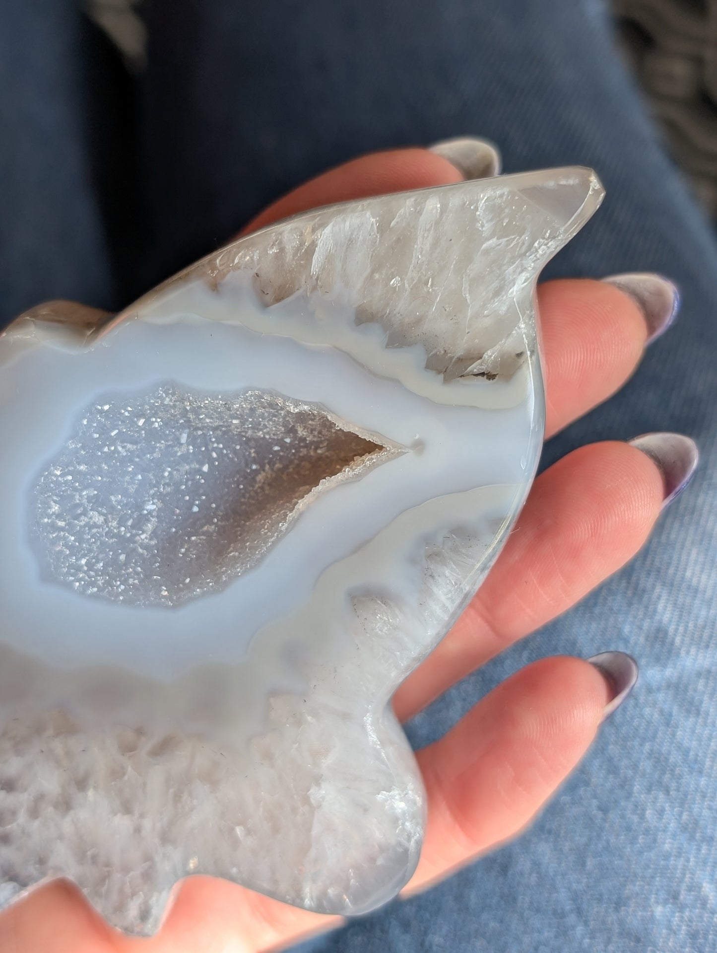 Magnifique papillon agate cristallisée
