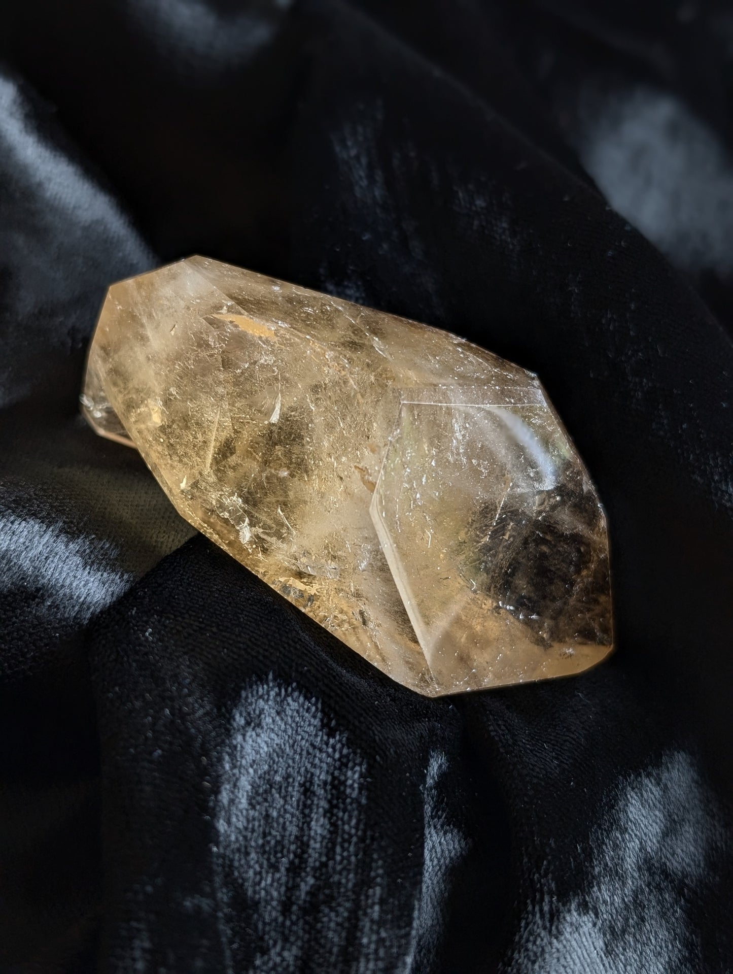Pointe de citrine véritable