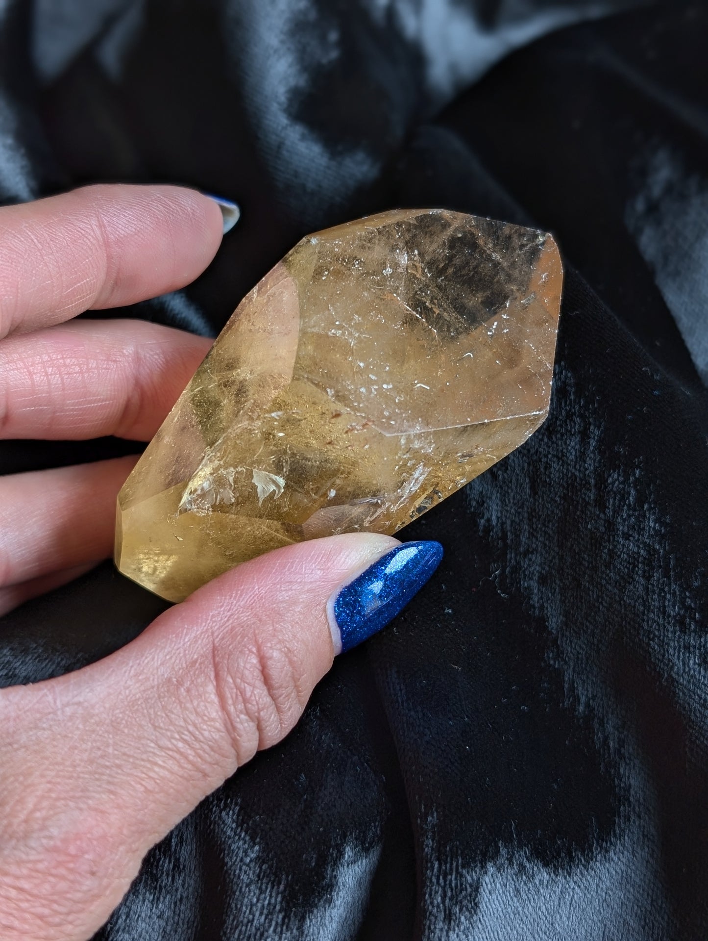Pointe de citrine véritable