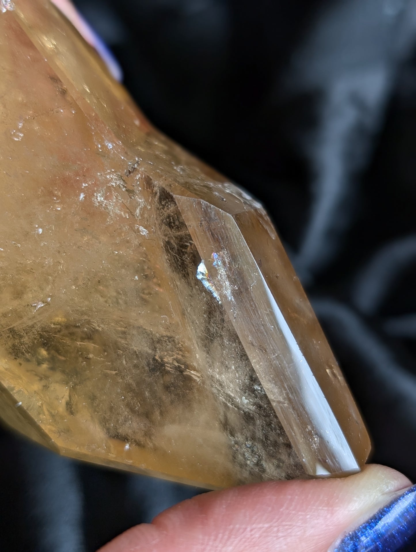 Pointe de citrine véritable