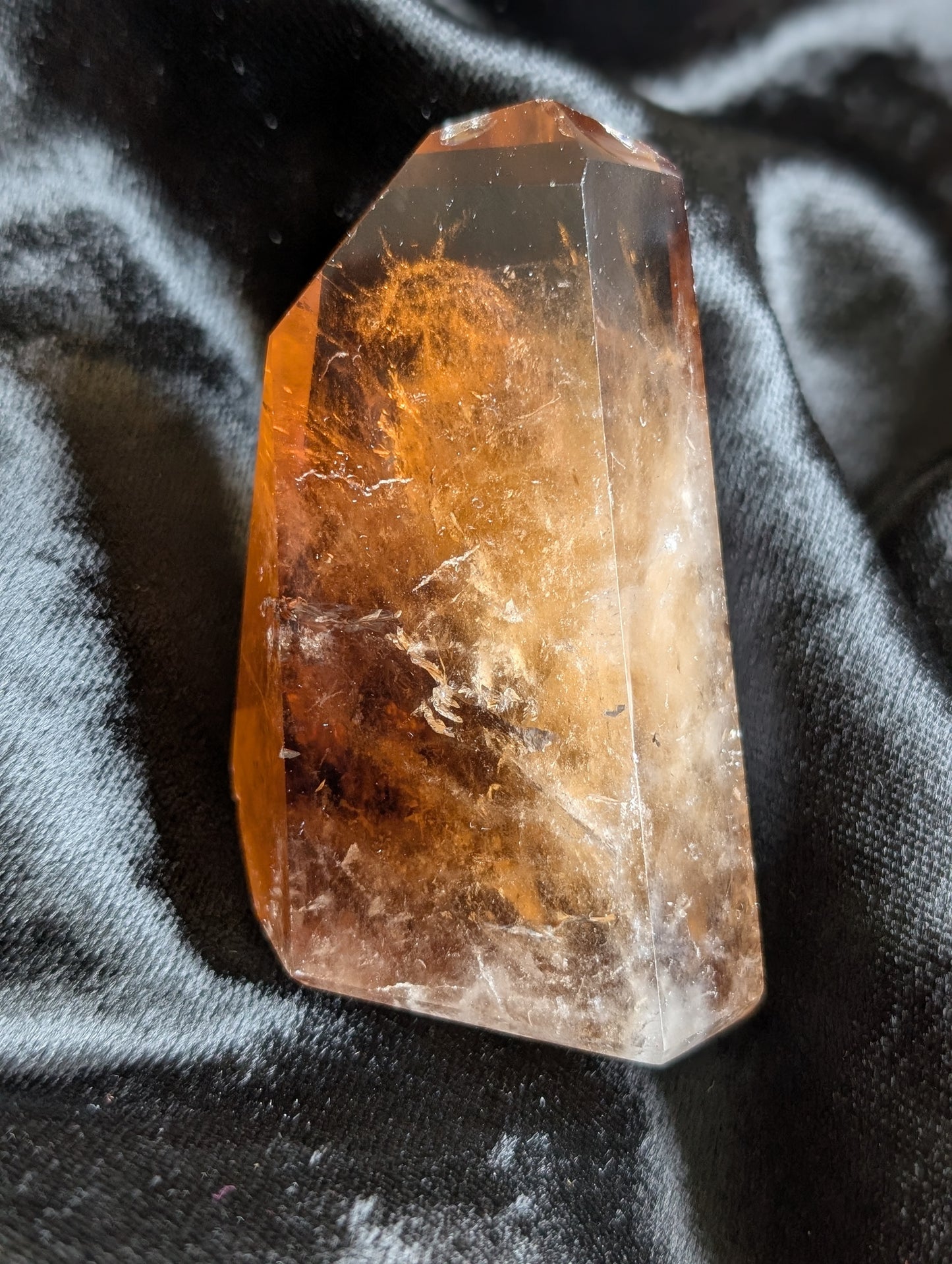 Pointe de citrine véritable