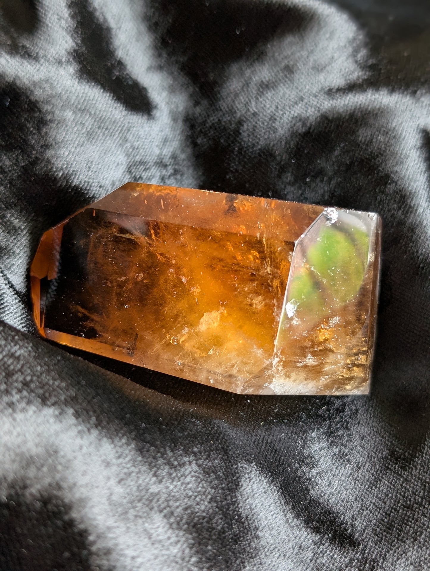 Pointe de citrine véritable
