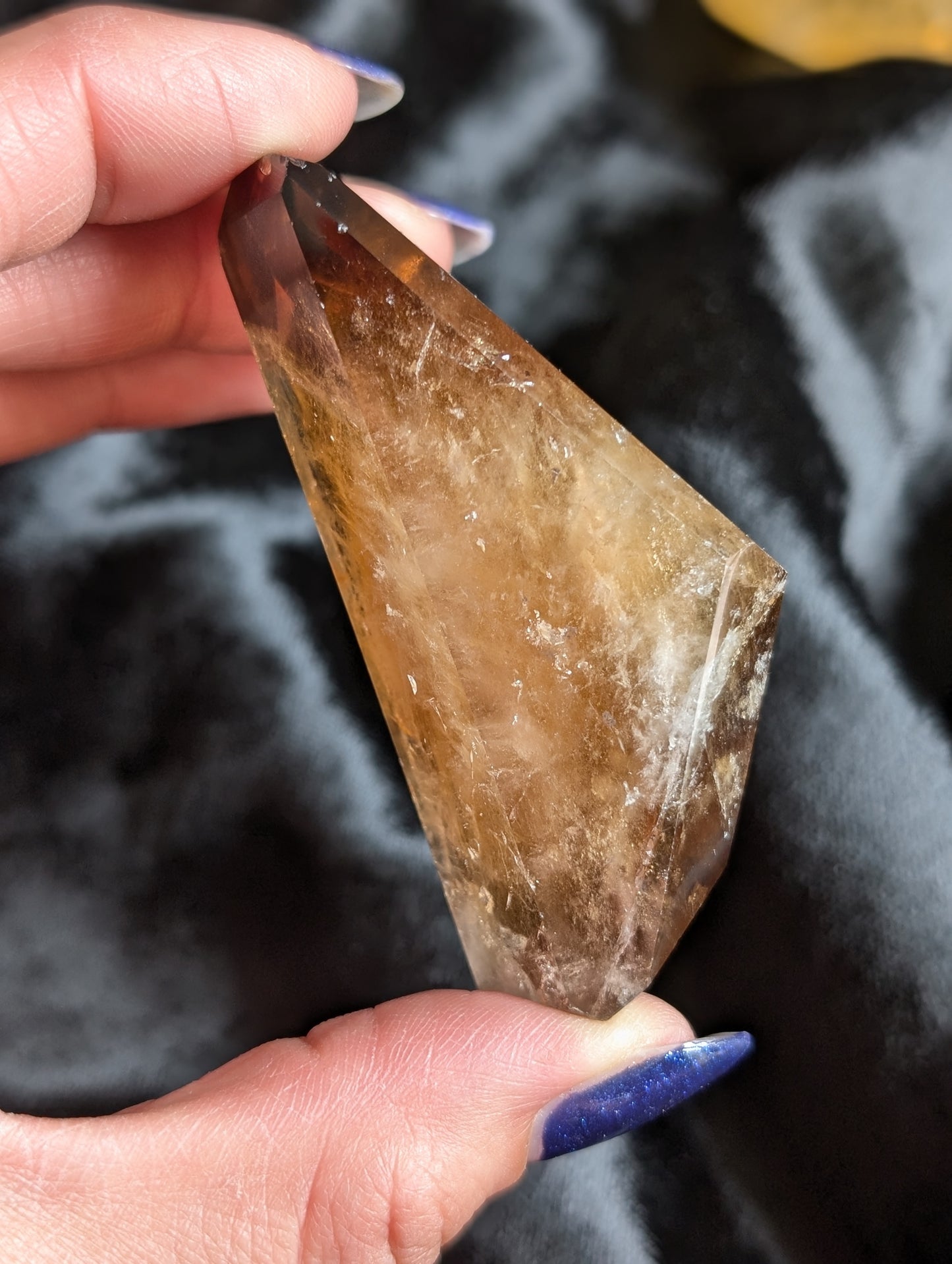 Pointe de citrine véritable