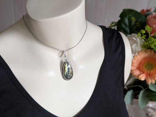 Collier complet avec labradorite et chaîne