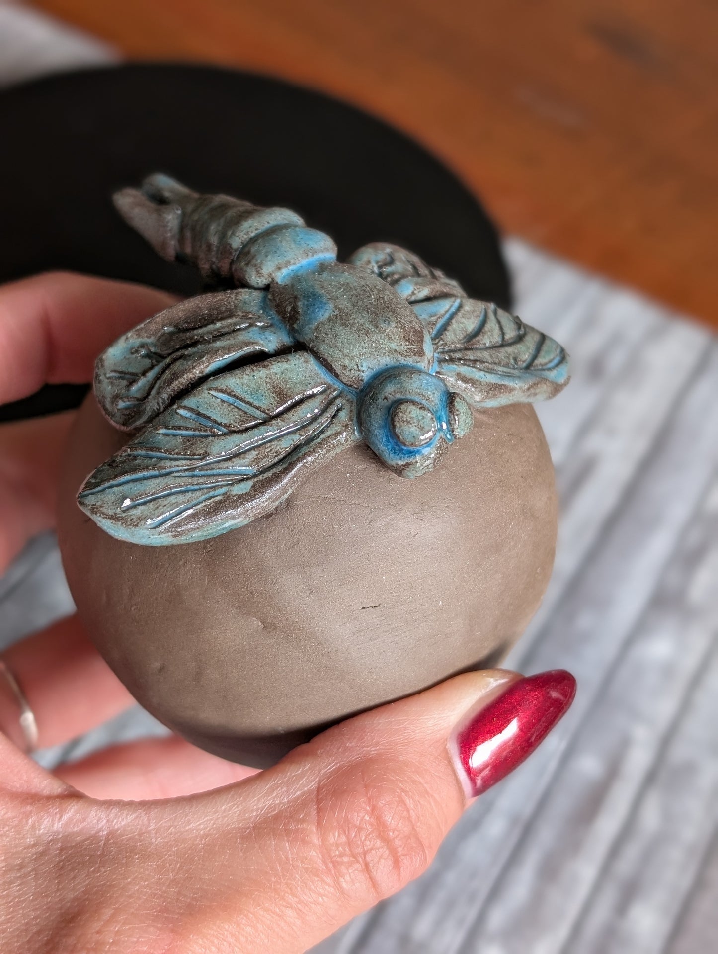 Lot poterie Nuage en trolléite et libellule
