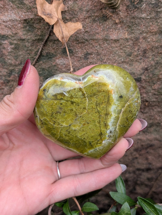 Coeur en opale verte photo contractuelle