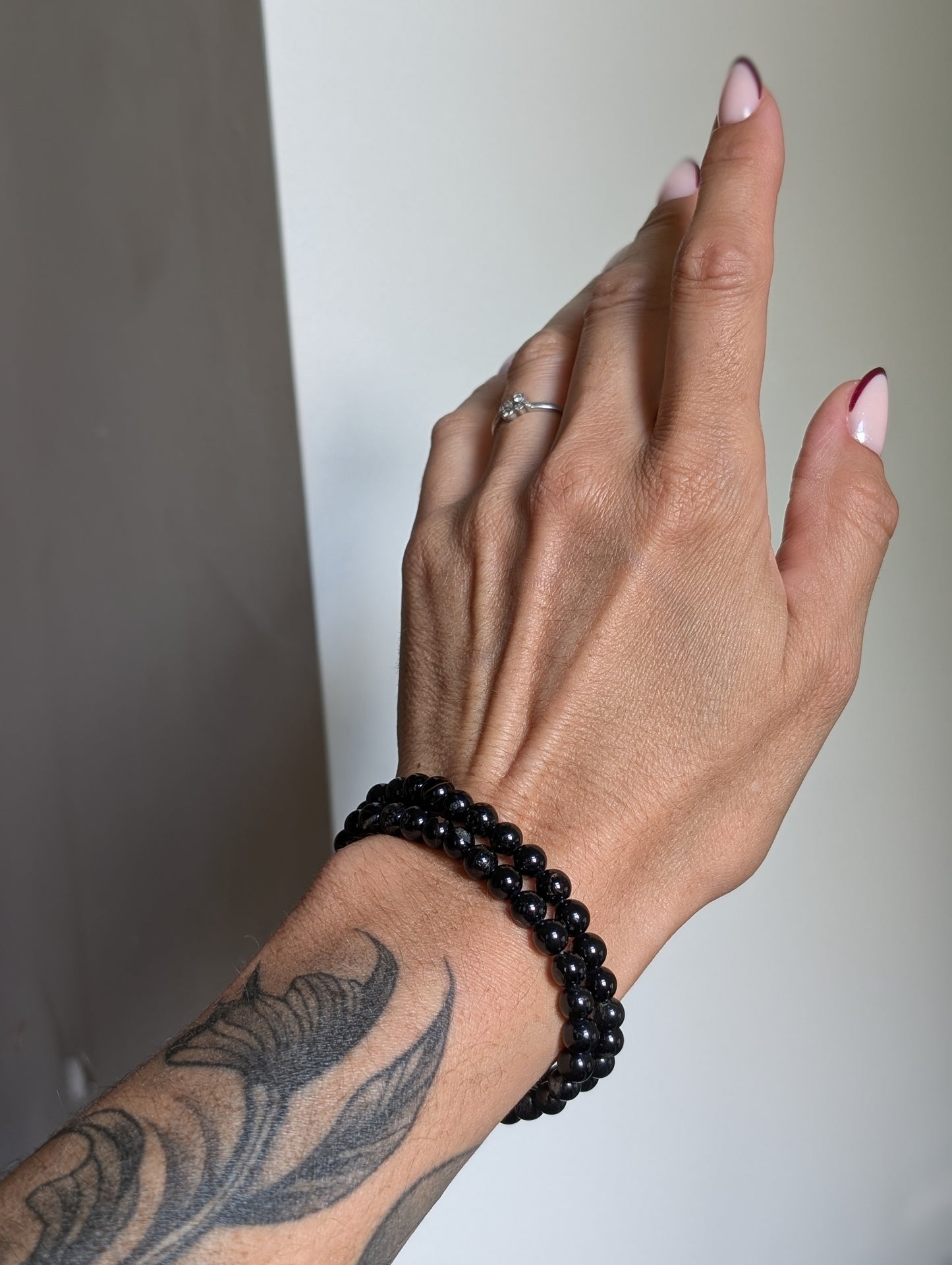Bracelet 6 mm tourmaline noire avec quartz 16-18 cm