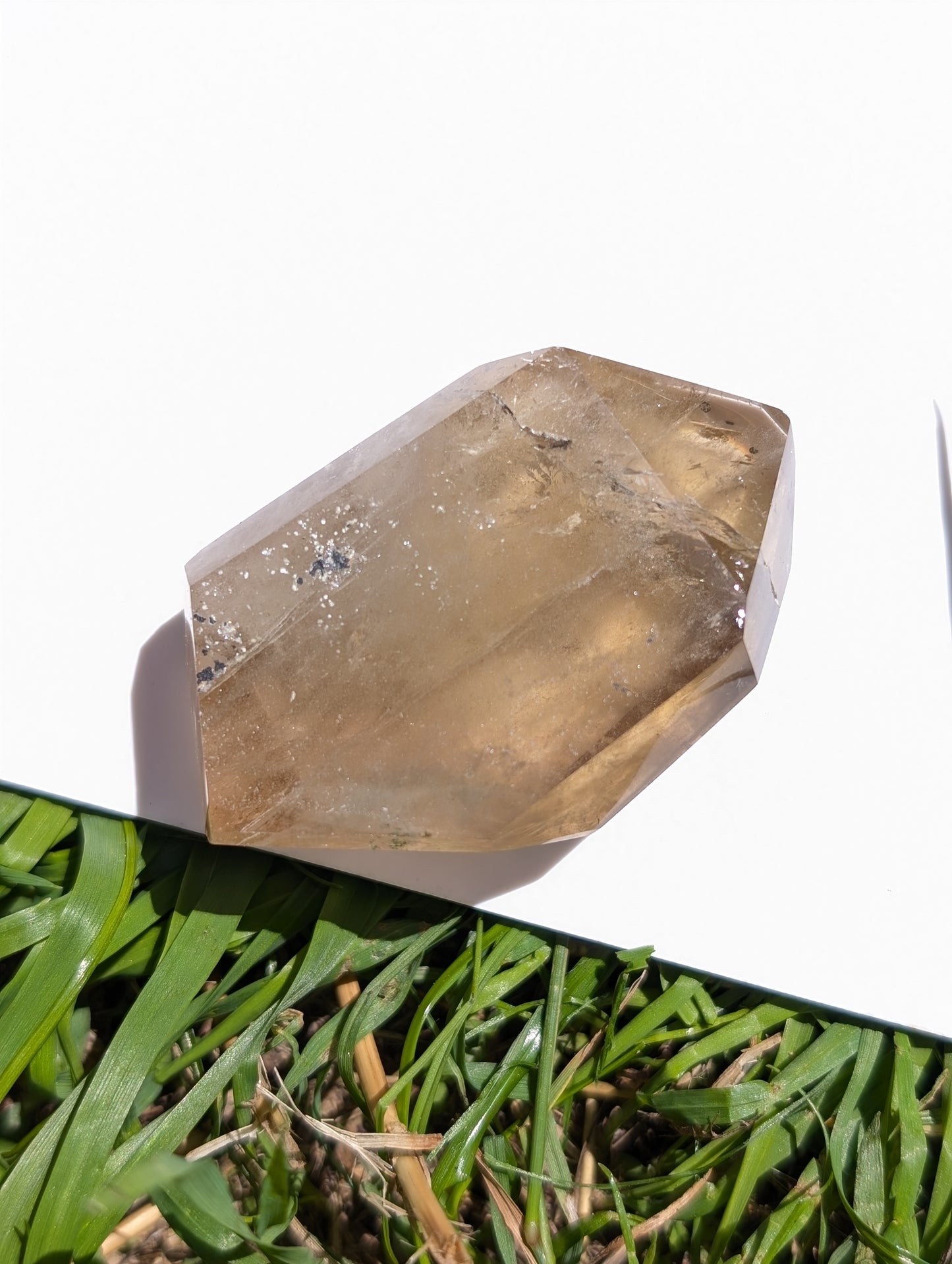Pointe de citrine véritable