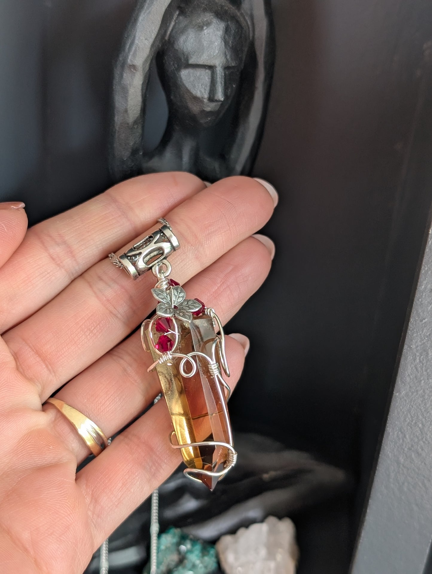 Collier wirewrap pointe de citrine avec fantôme authentique