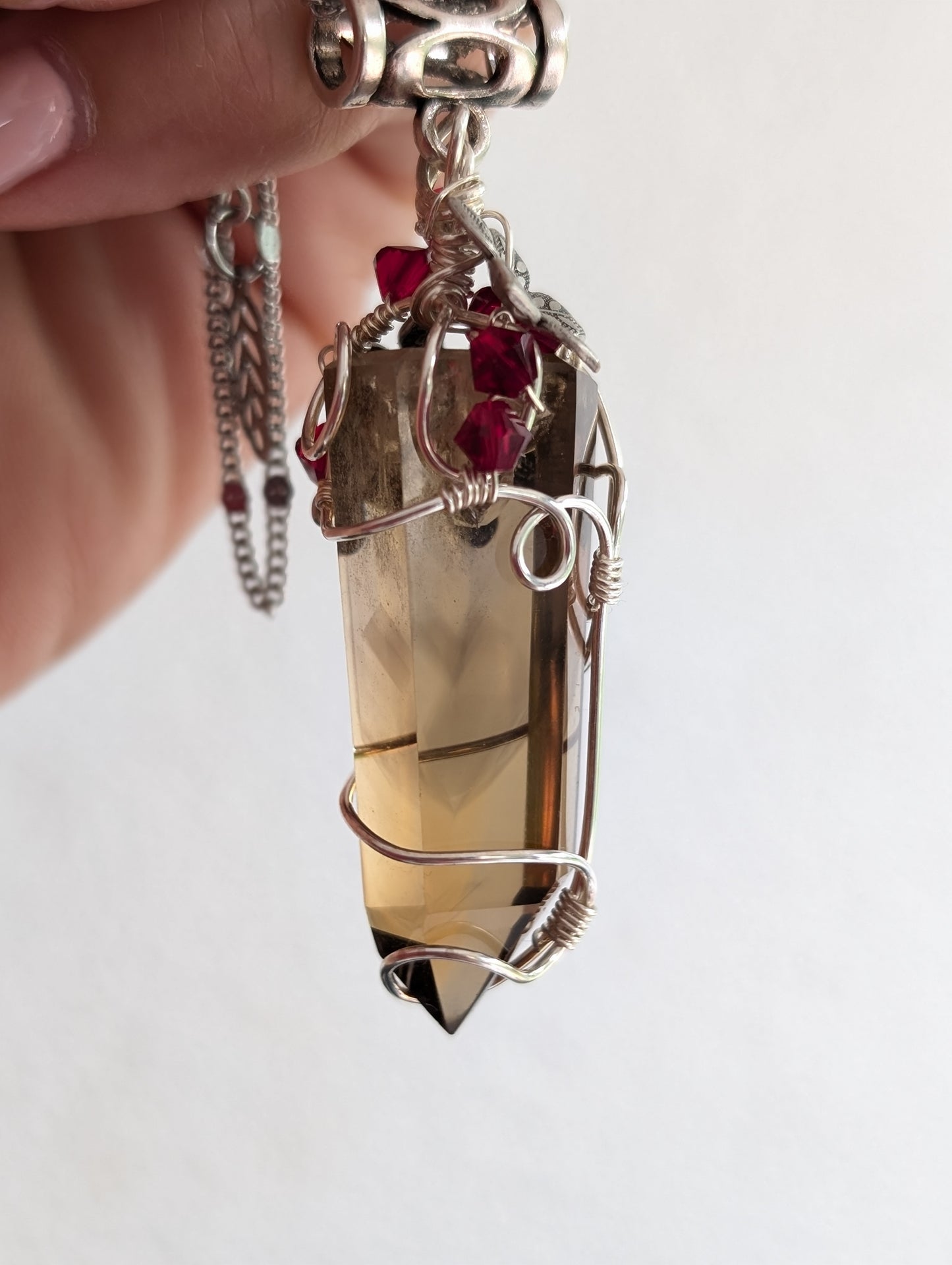 Collier wirewrap pointe de citrine avec fantôme authentique