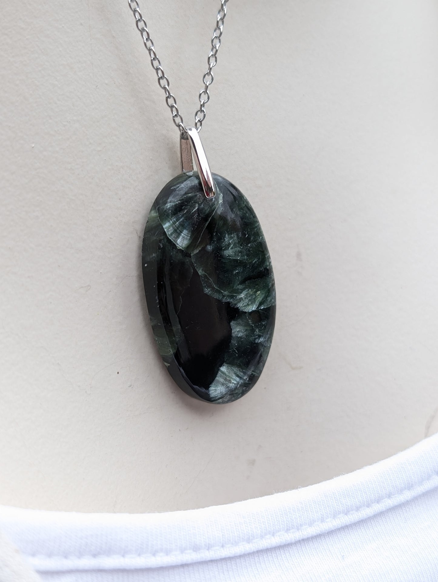 Collier seraphinite ou clinochlore