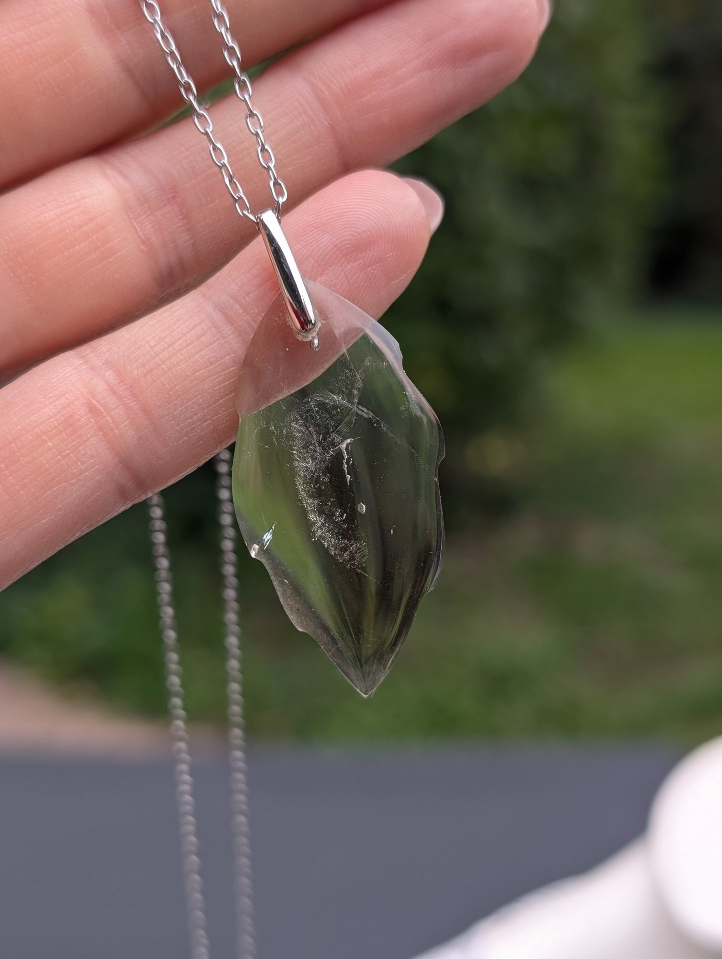 Pendentif feuille citrine véritable