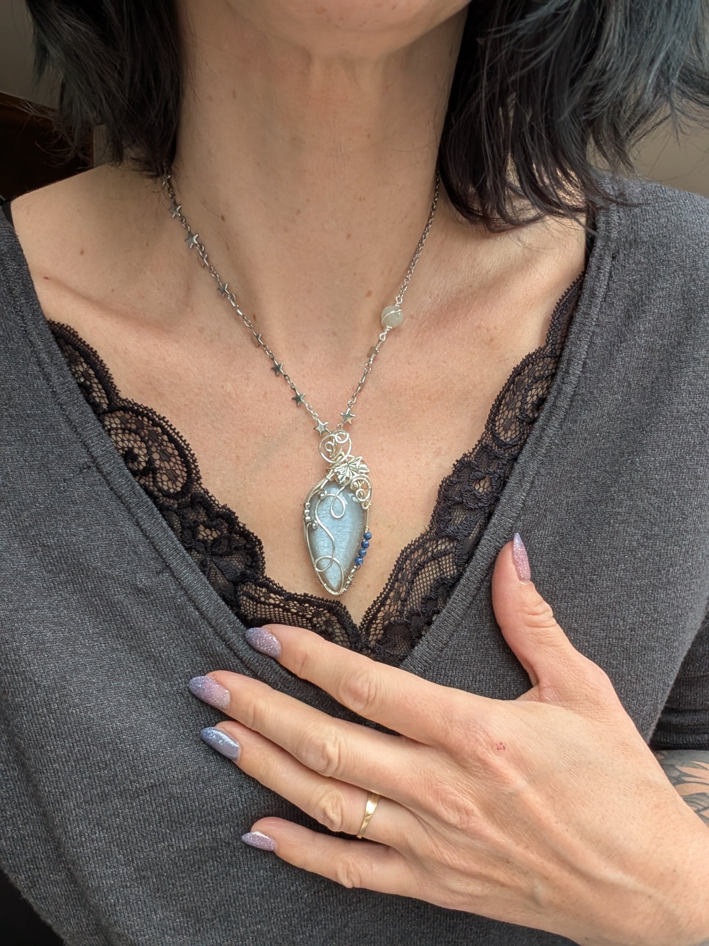 Collier Elfique avec pierre de lune et sodalites