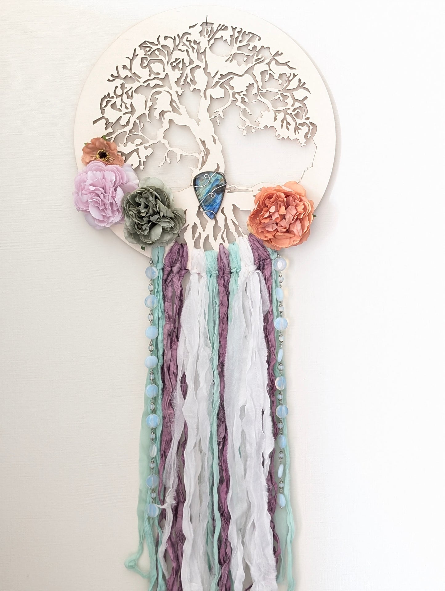 Décoration bois du Jura et soie modèle unique boho chic