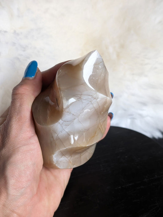 Pierre de lune en forme de flamme - Aurore Lune