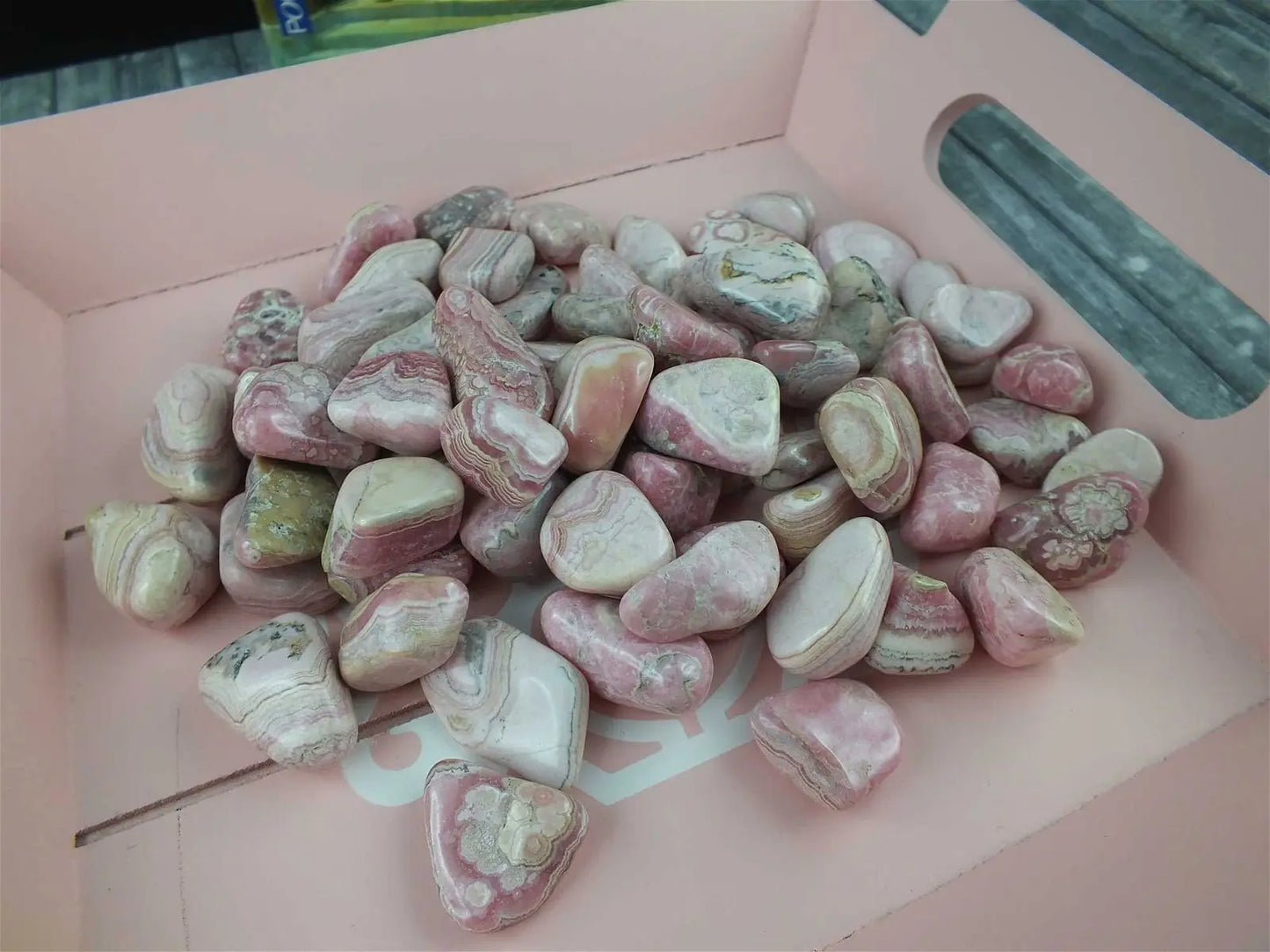 Pierre roulée de rhodochrosite unité - Aurore Lune