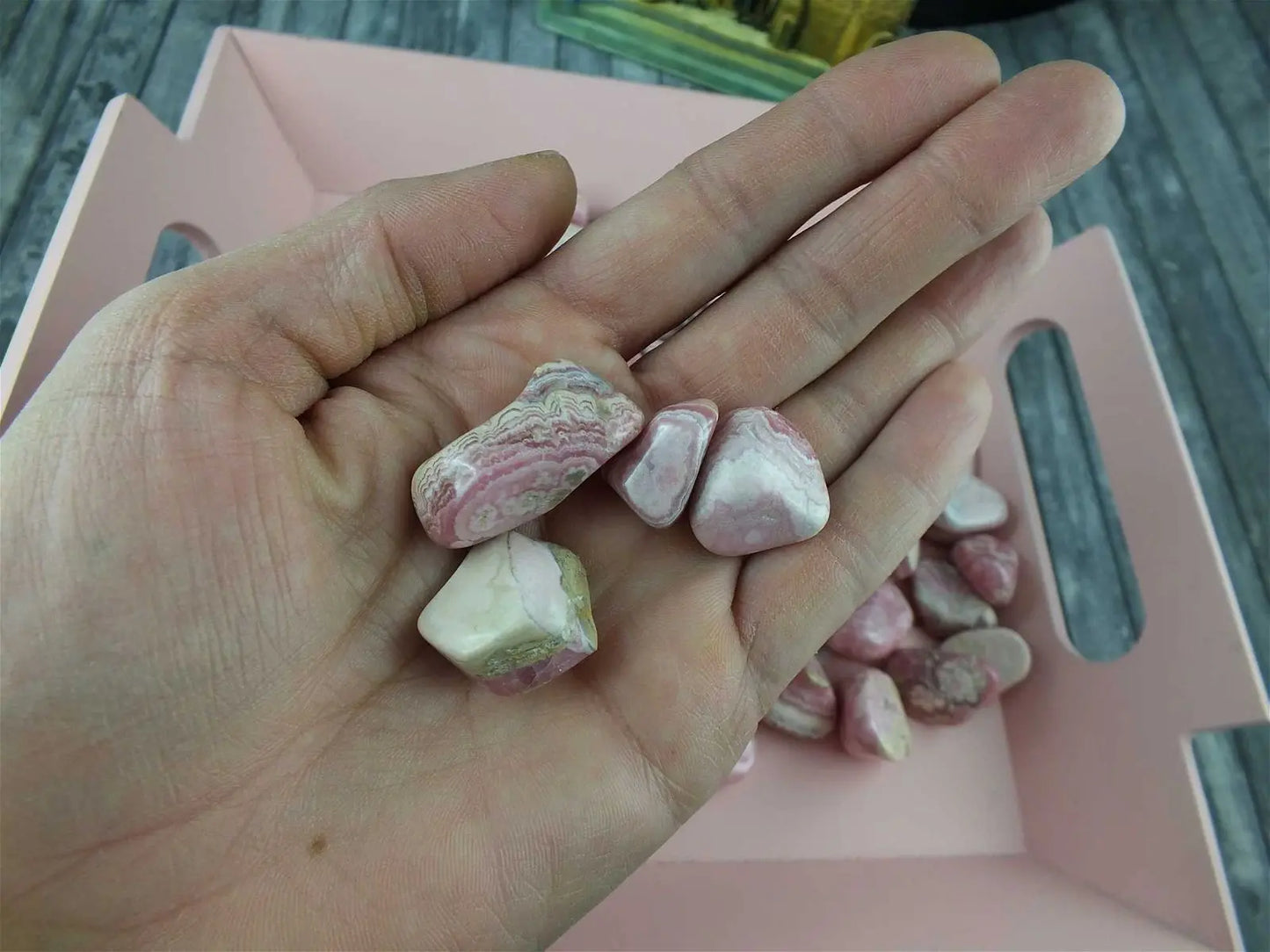 Pierre roulée de rhodochrosite unité - Aurore Lune