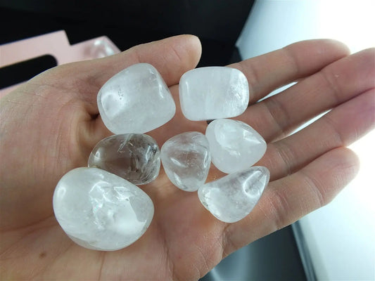Pierre roulée en cristal de roche - Aurore Lune