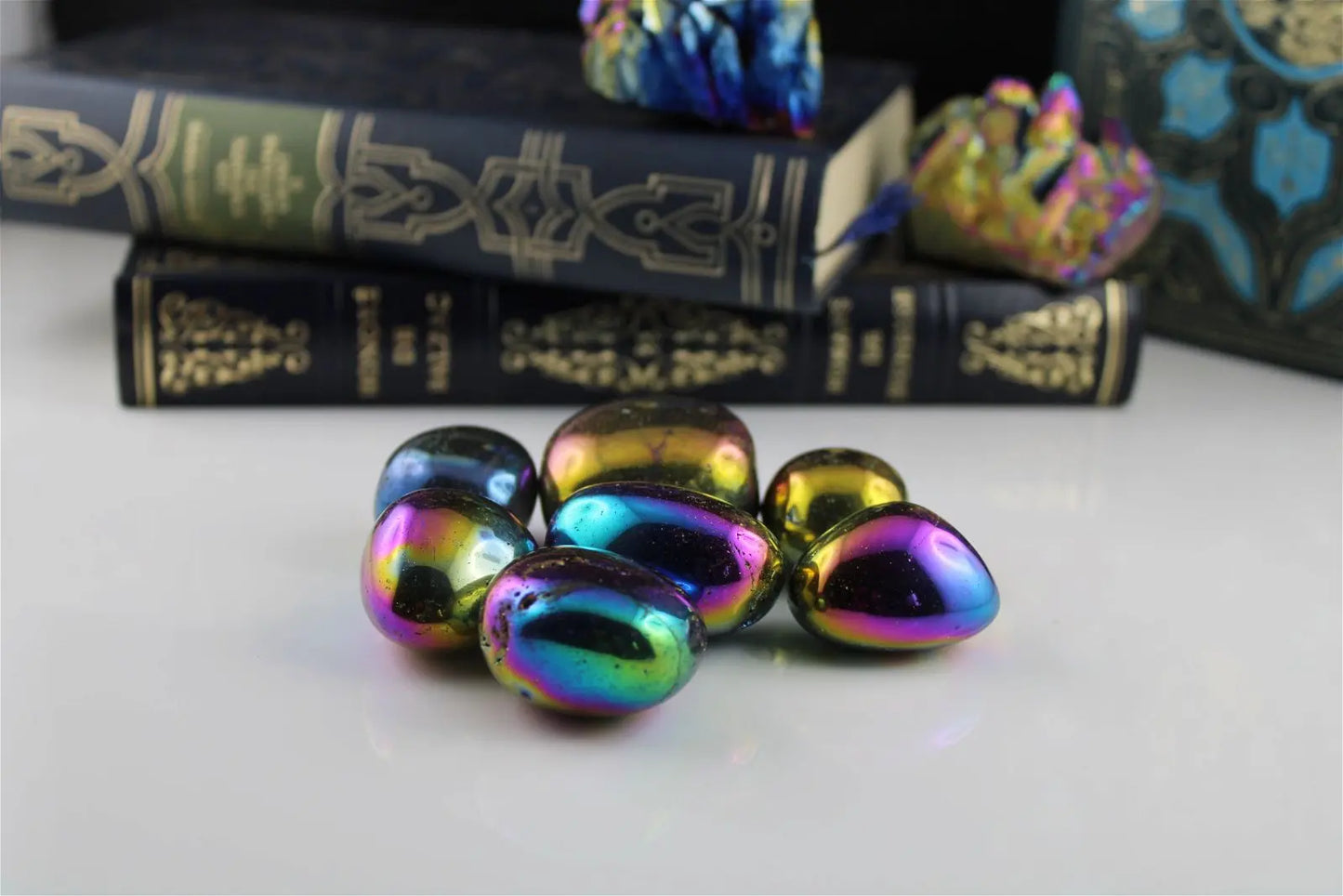 Pierre roulée en quartz rainbow aura COULEUR ARTIFICIELLE - Aurore Lune