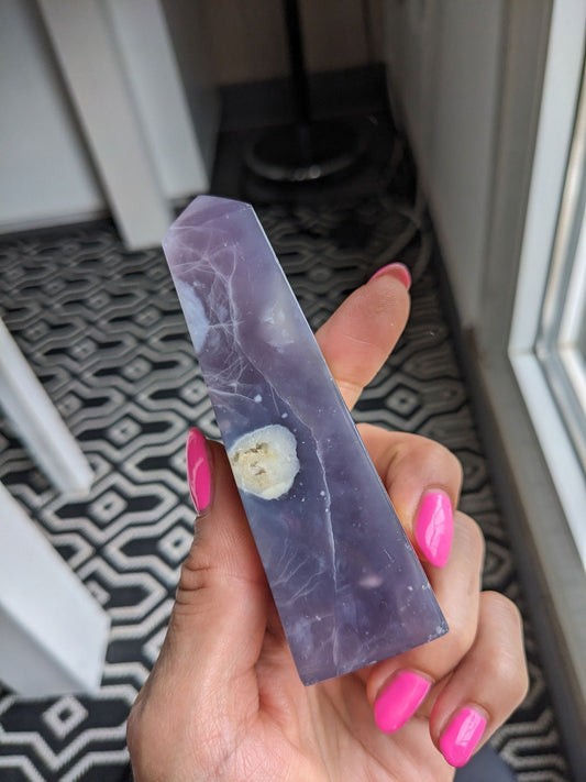 Pointe de calcédoine pourpre ou violette - Aurore Lune