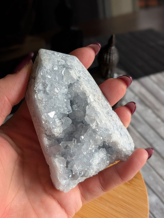 Pointe de célestite célestine brute - Aurore Lune