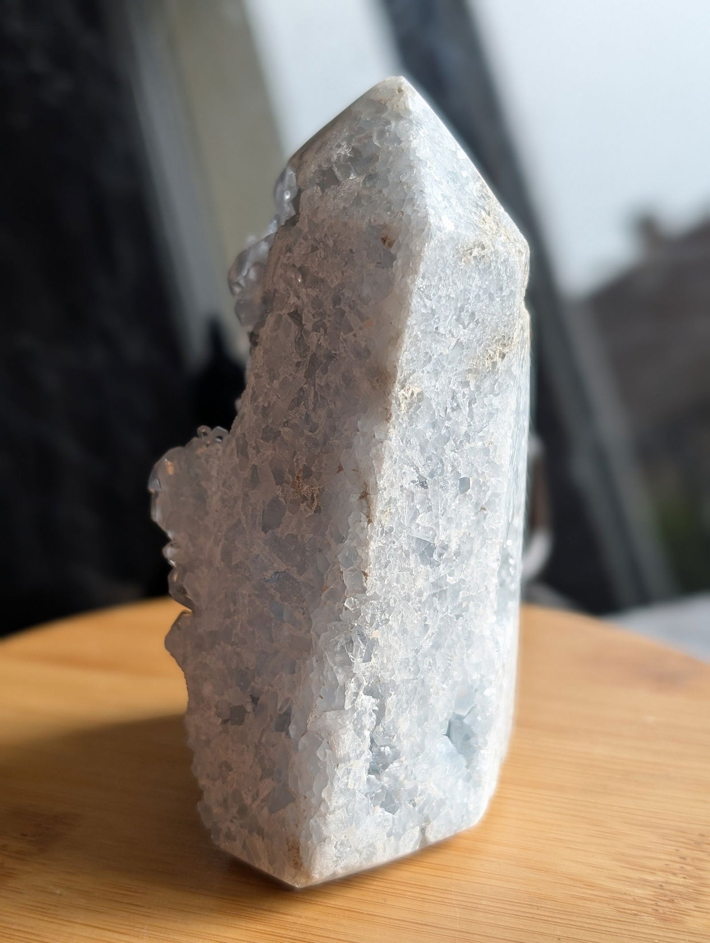 Pointe de célestite célestine brute - Aurore Lune