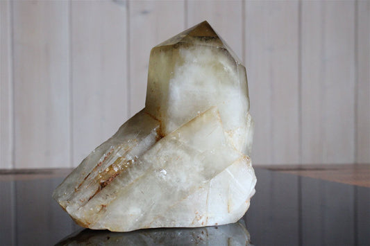 Pointe de citrine 986 grammes - Aurore Lune