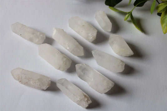 Pointe de cristal de roche brute grande taille - Aurore Lune