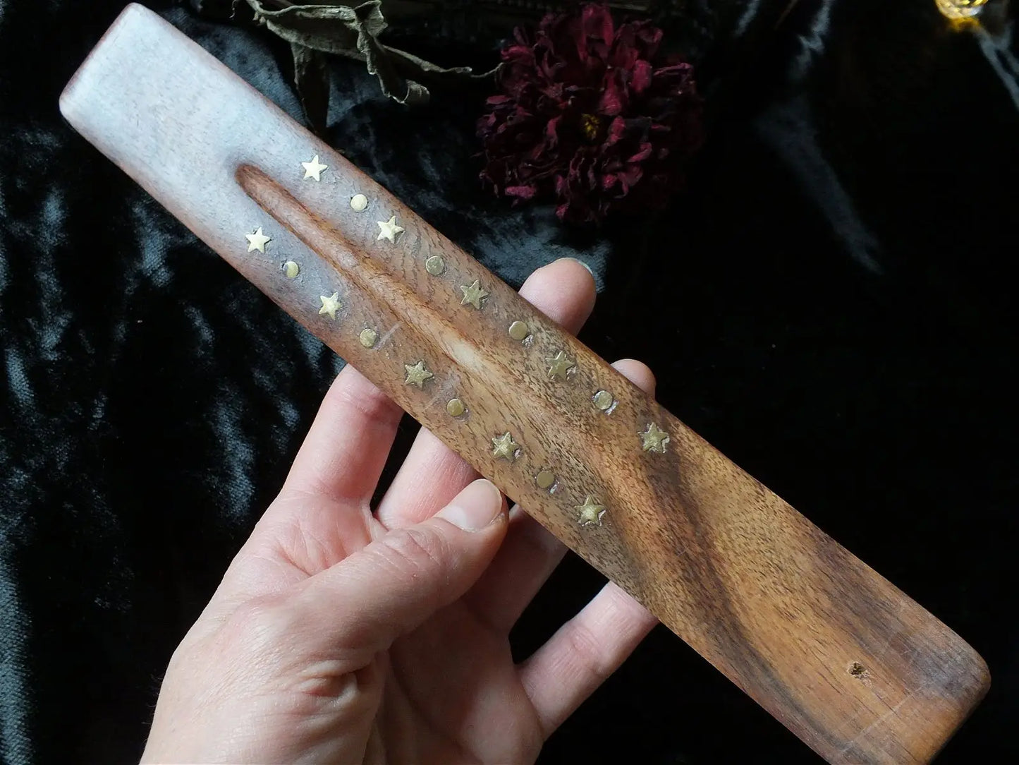 Porte encens en bois de sheesham motif étoiles COLIS svp - Aurore Lune