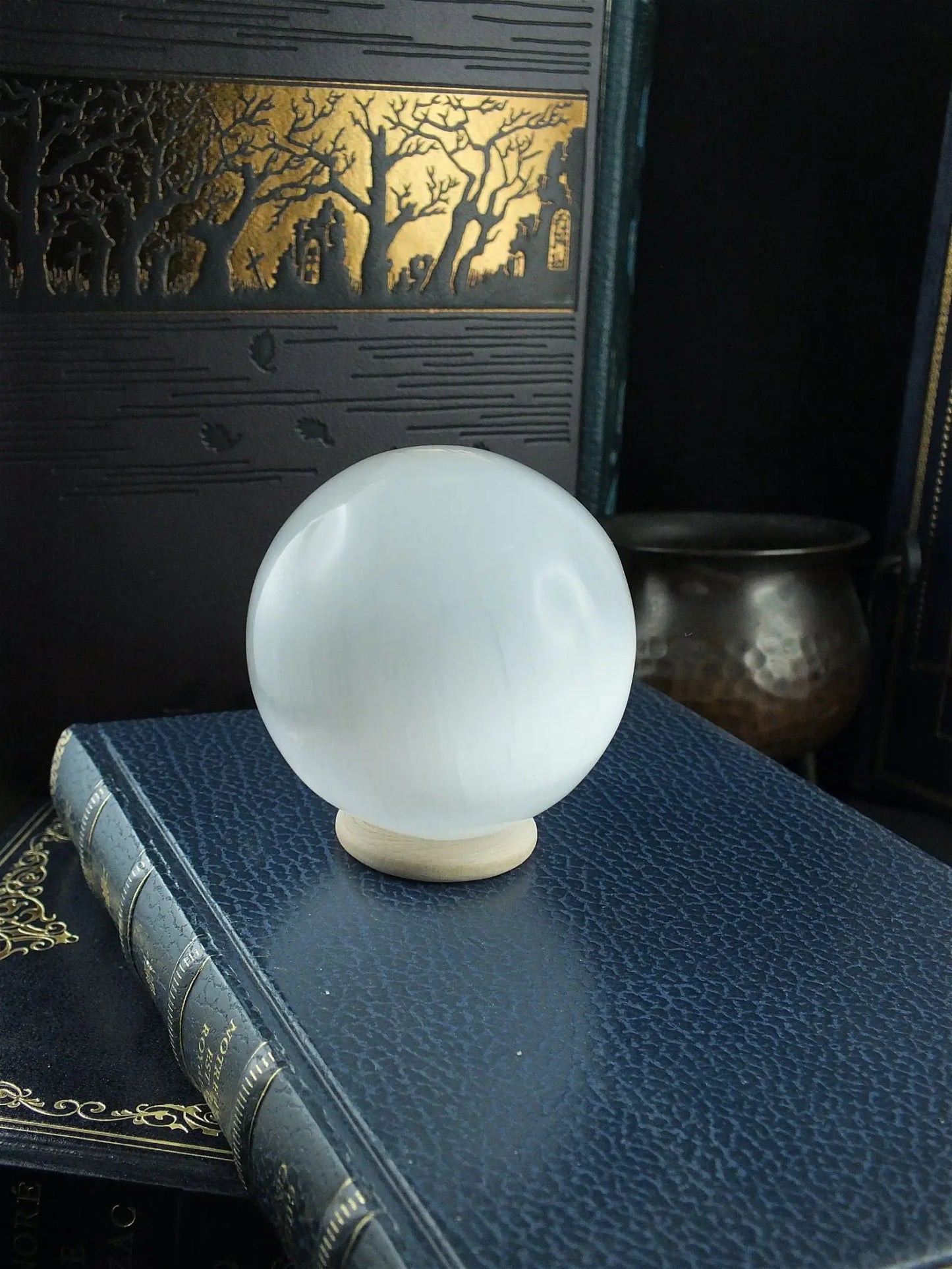 Sphère 5 - 6.5 cm en sélénite COLIS - Aurore Lune