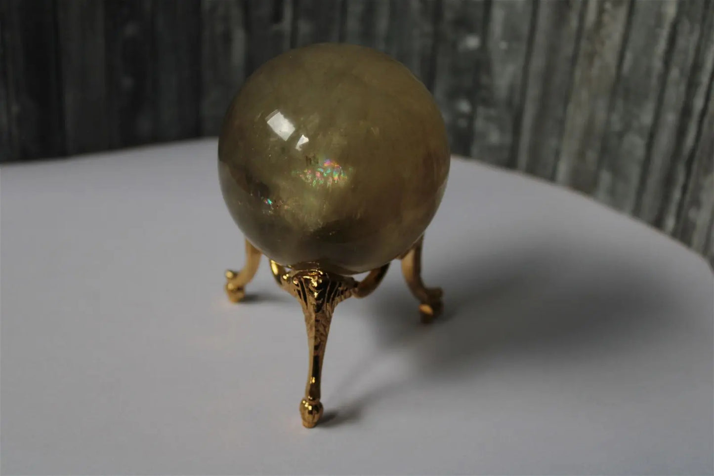 Sphère de citrine 6.5 cm - 295 grammes avec socle doré - Aurore Lune