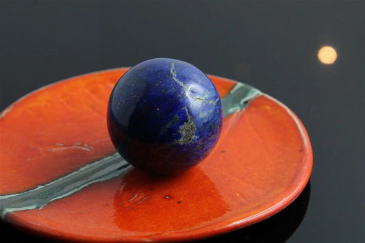 Sphère lapis lazuli 4.3 cm 125 grammes - Aurore Lune