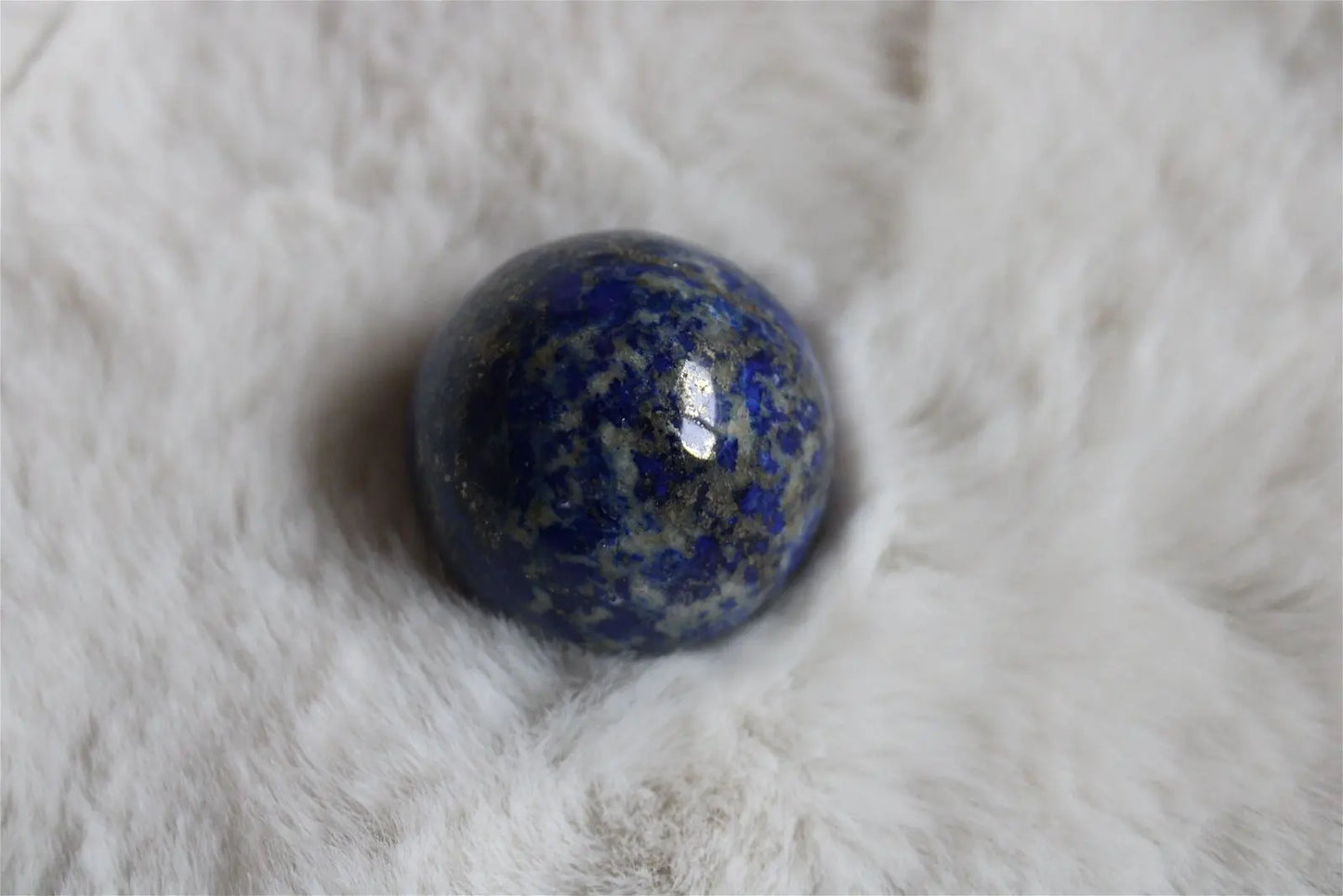 Sphère lapis lazuli 4 cm 92 grammes - Aurore Lune