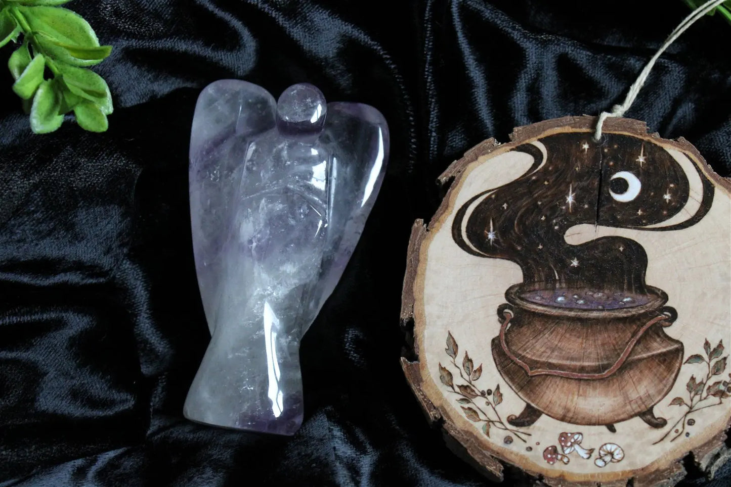 Statue XL ange en améthyste 9.6 cm de haut - Aurore Lune
