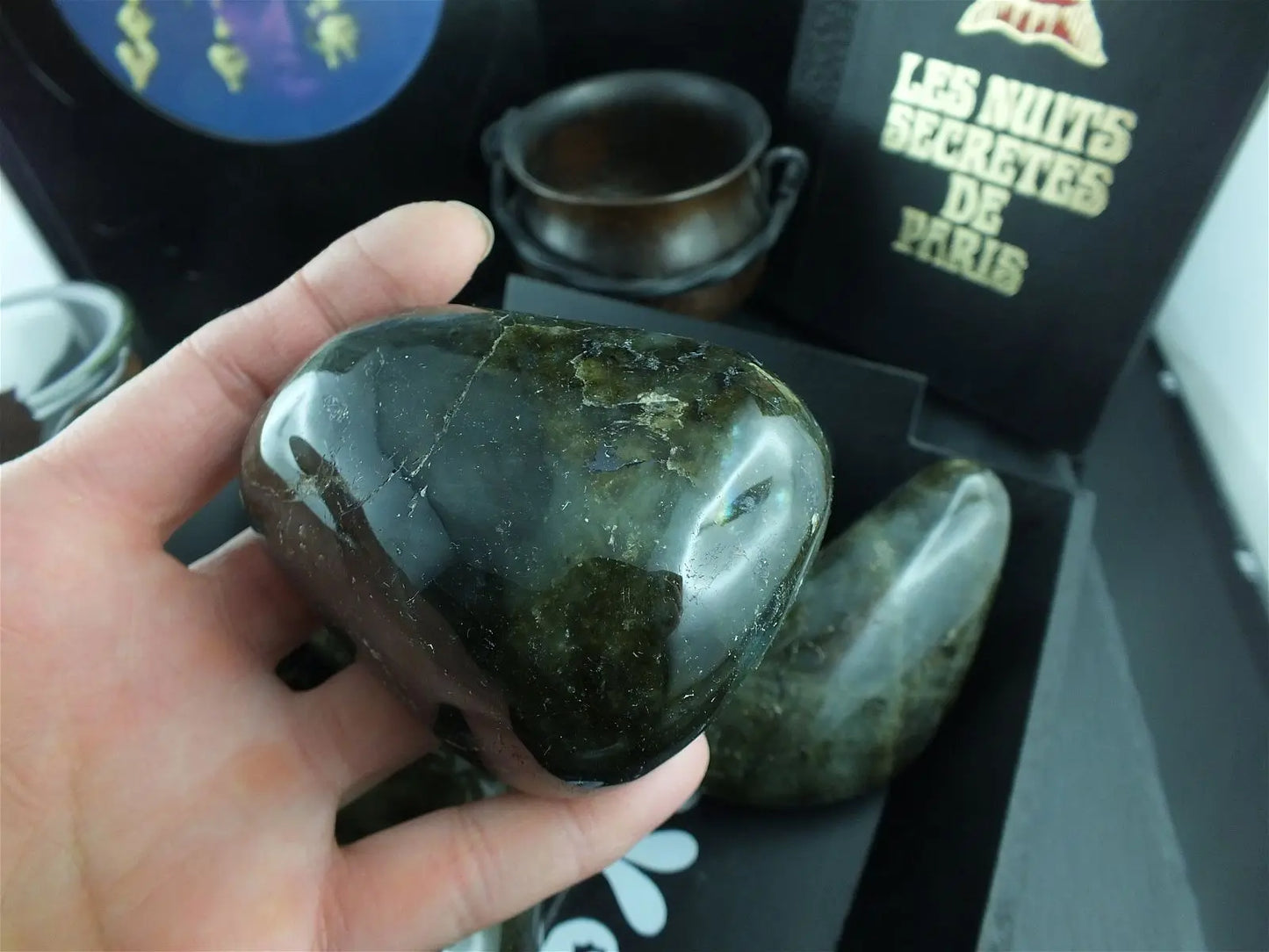 Gros galet de labradorite * PROTECTION DU FOYER * COLIS - Aurore Lune