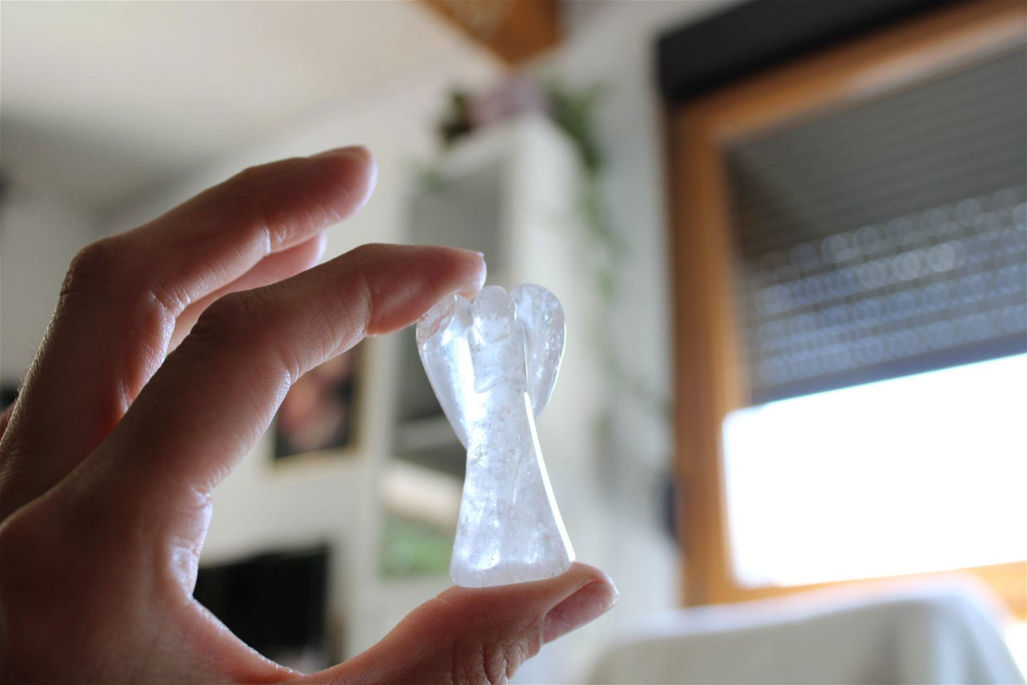 Un ange en cristal de roche 5 - 6 cm - Aurore Lune