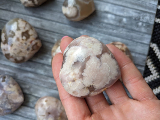 Un coeur en agate sakura - Aurore Lune