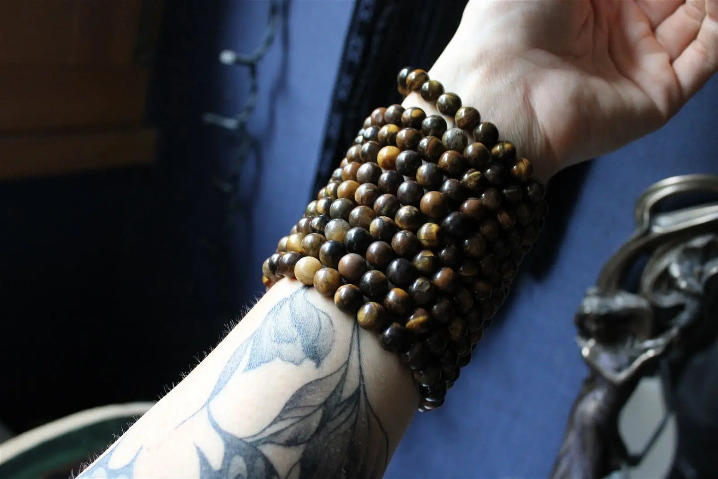 1 bracelet élastiqué en oeil de tigre poignet moyen / épais - Aurore Lune