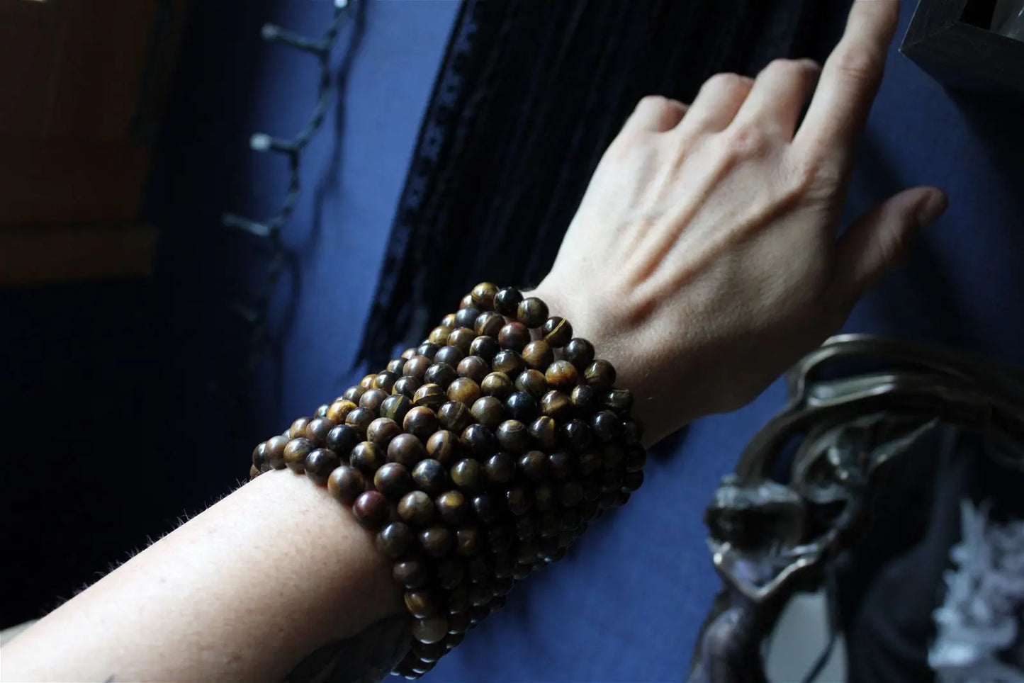 1 bracelet élastiqué en oeil de tigre poignet moyen / épais - Aurore Lune