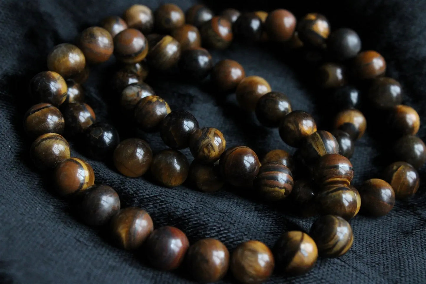 1 bracelet élastiqué en oeil de tigre poignet moyen / épais - Aurore Lune
