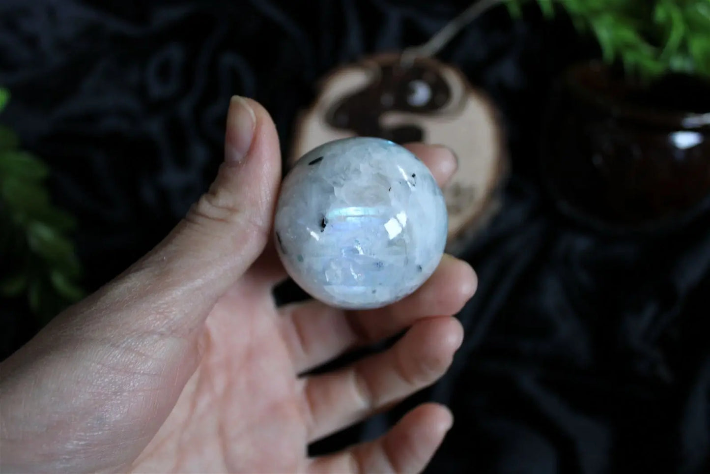 1 sphère labradorite blanche / pierre de lune arc en ciel 4.2cm - Aurore Lune