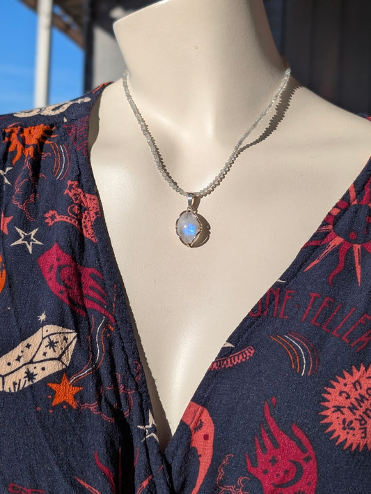 Collier avec labradorite blanche pierre de lune arc-en-ciel et labradorite